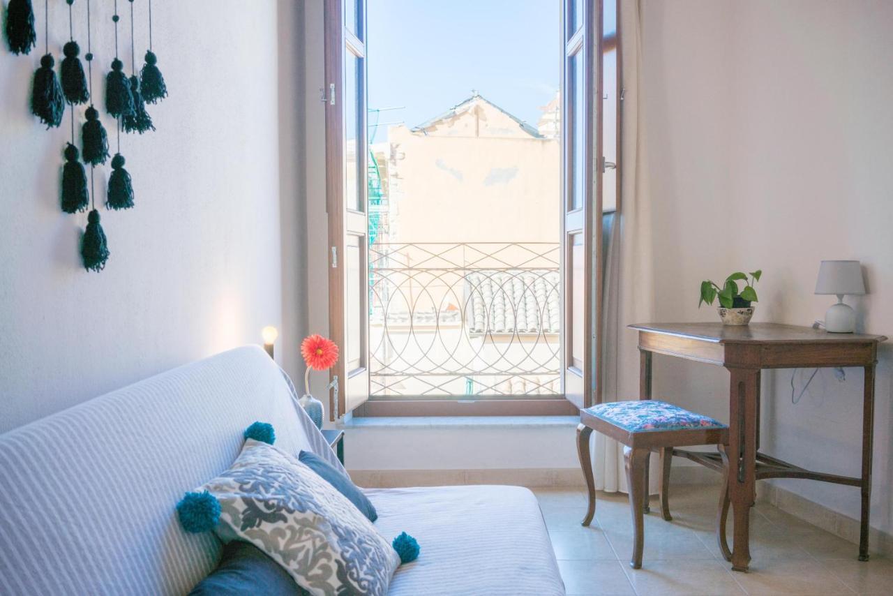 Yenne Rooms Wifi-Ac Cagliari Luaran gambar