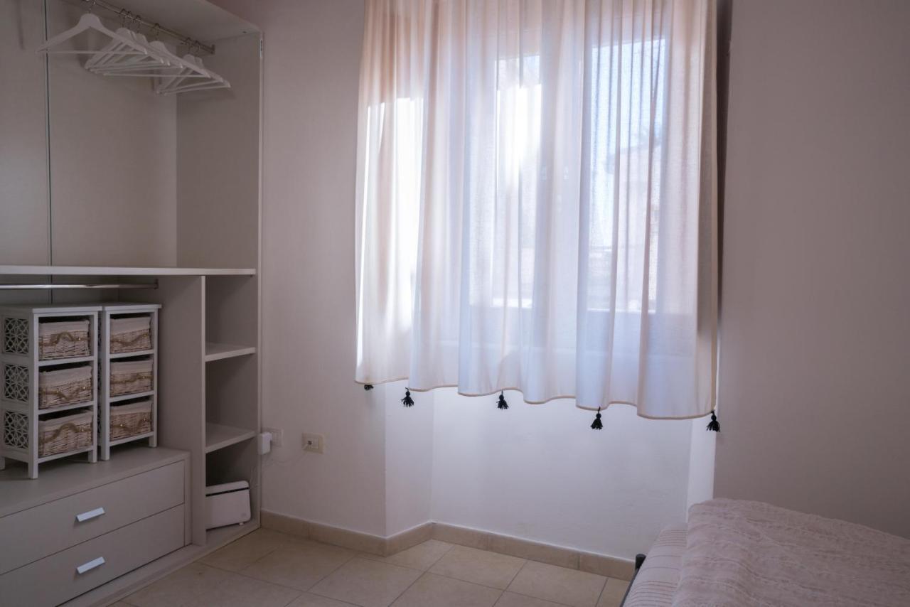Yenne Rooms Wifi-Ac Cagliari Luaran gambar